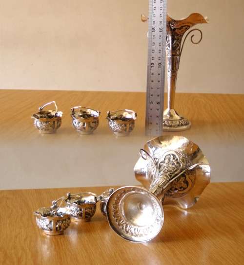Antique Anglo Indian Kutch Solid Silver Epergne Table Centerpiece Posy Vase c.1890, India, Excellent