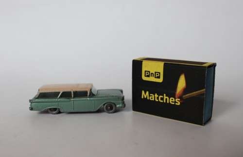 Lesney Matchbox No.31-B Ford Station Wagon 1959 Ford Country Sedan Wagon Ford Fairlane Model 1961-63