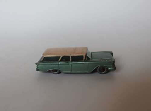 Lesney Matchbox No.31-B Ford Station Wagon 1959 Ford Country Sedan Wagon Ford Fairlane Model 1961-63
