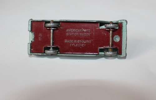 Lesney Matchbox No.31-B Ford Station Wagon 1959 Ford Country Sedan Wagon Ford Fairlane Model 1961-63