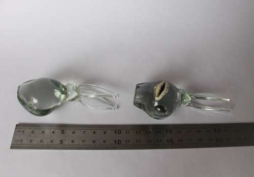 Pair Of Rabbit Figurine Vintage Ngwenya Glass Kingdom of Swaziland w/Sticker, Near Mint