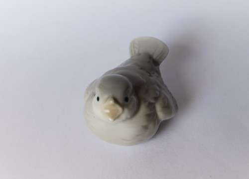 Otagiri OMC Vintage Sparrow Baby Bird Fledgling Figurine Giftware Japanese Porcelain Near Mint