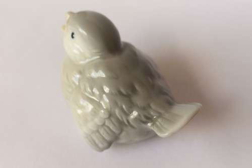 Otagiri OMC Vintage Sparrow Baby Bird Fledgling Figurine Giftware Japanese Porcelain Near Mint