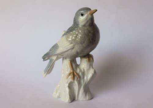 Otagiri OMC Vintage Porcelain Blue Grey Bird On A Branch Figurine Giftware Japan Near Mint