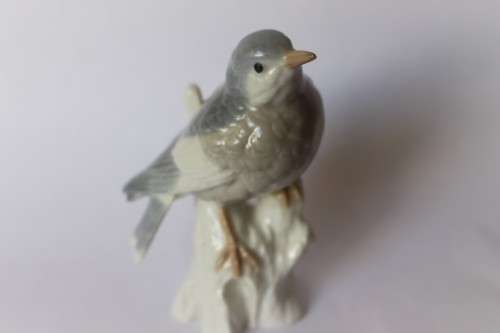 Otagiri OMC Vintage Porcelain Blue Grey Bird On A Branch Figurine Giftware Japan Near Mint