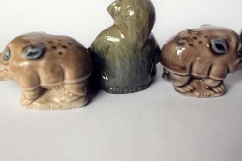 5 Vintage Wade Whimsies Flintstones Rhino and Chimpanzee Wade Miniatures Wade Figurine England EUC