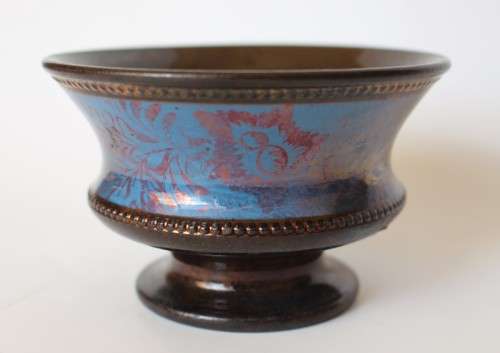 Lacquered Glass Bronze-Toned Small Pedestal Bud Vase Iridescent Blue and Bronze Floral Italy EUC