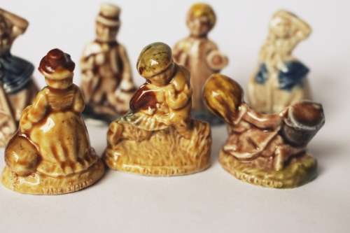 7 Wade Whimsies Nurseries Jill Wee Willie Winkie Dr Foster Little Bo Peep Mother Goose Tom Piper`s S