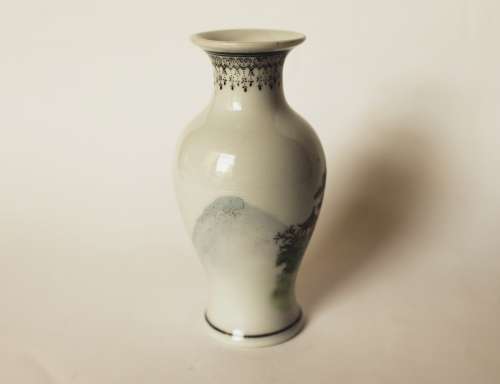 Chinese Jingdezhen porcelain PROC vase landscape calligraphy Oriental Asian art vase China excellent