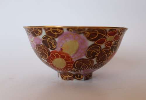 Vintage gilded pink, red, brown and white small Chinese Oriental Asian porcelain tea bowl