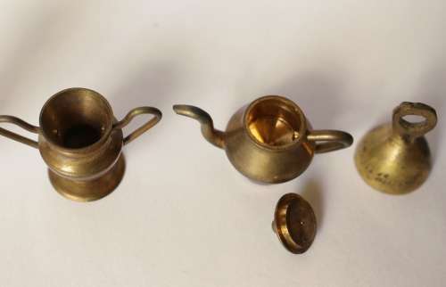 Vintage solid brass dollhouse miniature household items Durham Industries fireplace, excellent