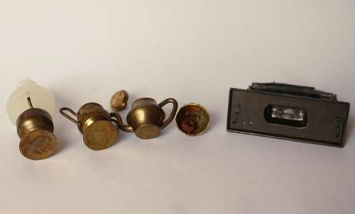 Vintage solid brass dollhouse miniature household items Durham Industries fireplace, excellent