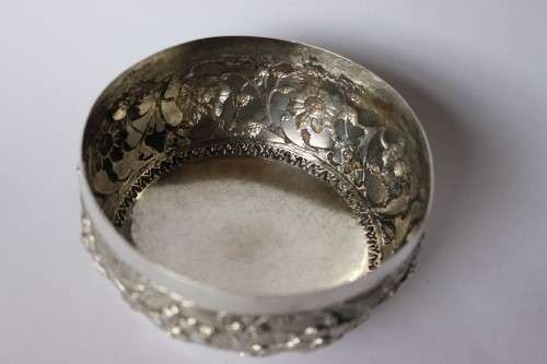 Fine Antique Anglo-Indian Silver Repousse Bowl Kutch Cutch Silver Colonial India 19thC Near Mint