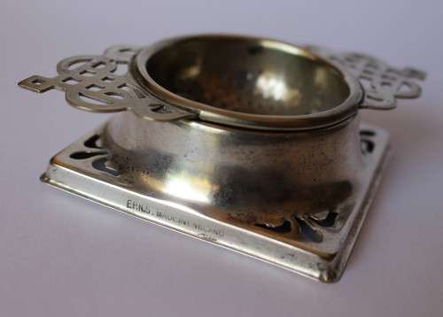 Art Nouveau Style 2 Piece Antique Silver Plate EPNS England Tea Strainer w/Tray c1910-1914 EUC