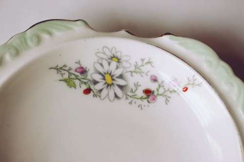 Paragon Margaret Rose bon bon dish, sweets candy dish, nut dish, olive dish, trinket 1930 excellent