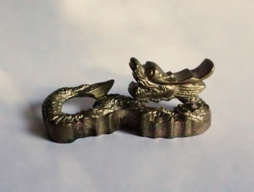 Antique Chinese Dragon Cast Iron Statue Figurine Paper Weight Metal Asian Oriental Art Dragon In Sky