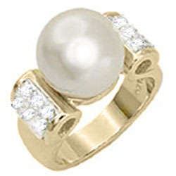 Size 9 Highest Quality 14k Gold Plated Womens Ring with Simulated Diamond and Pearl
