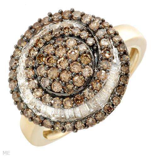*R37 000***Ring With 1.25ctw Genuine Clean Diamonds Designed in Gold