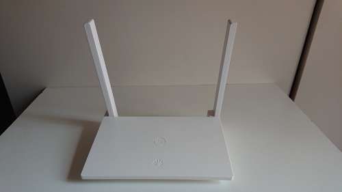 Hauwei N300 WIFI Router