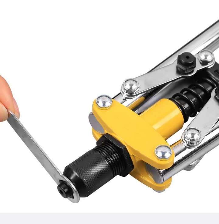 LONG HANDLE RIVETER