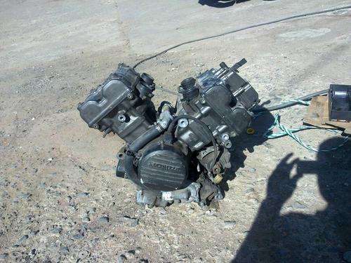 VFR 400 NC30 ENGINE