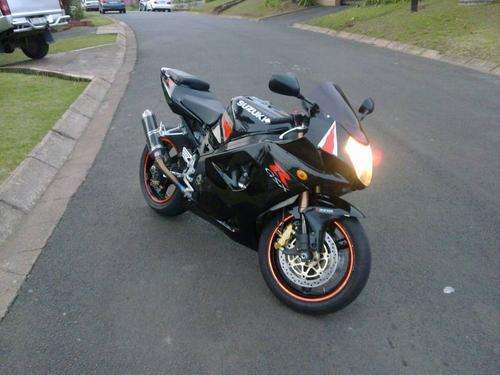 <<<K3/4 SUZUKI GSXR 1000>>> FANTASTIC BARGAIN