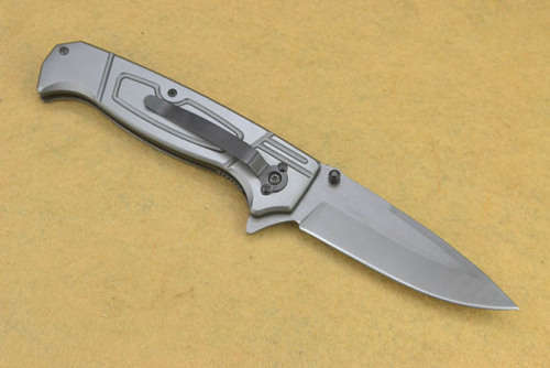 BROWNING F80 FOLDING KNIFE WITH CLIP - ONLY 2 AVAILABLE!!