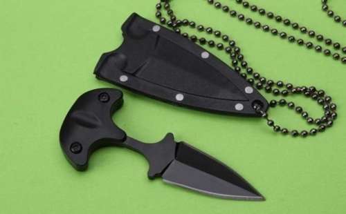 Self-defence Necklace Mini Push Dagger Fixed blade Full tang 440 stainless steel - LAST 5 AVAILABLE!