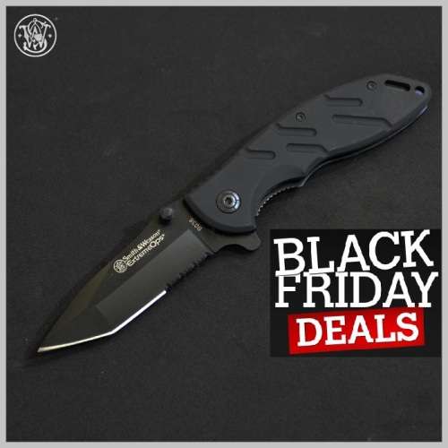 Smith & Wesson B038 EXTREME OPS KNIFE  - 10 AVAILABLE!!