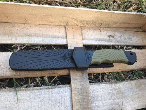 Columbia 1628D Gut Knife and Sheath  -  3 Available!!