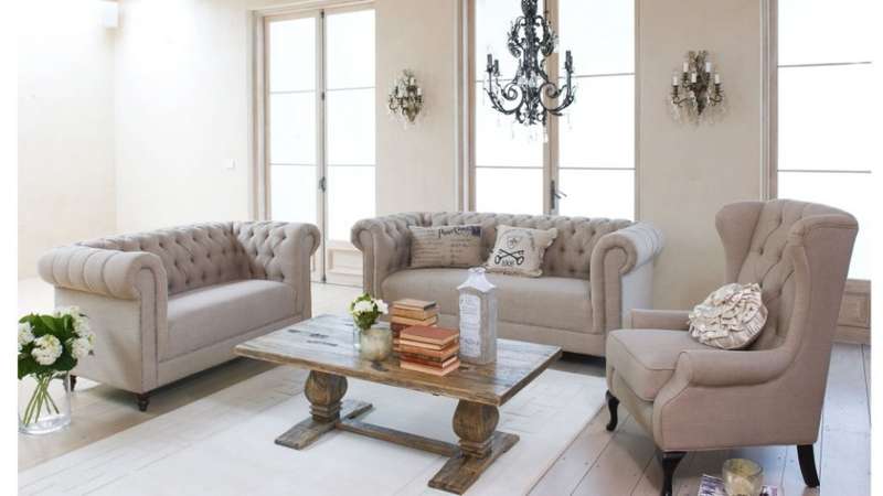 Lounge suite