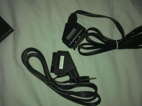 Wireless audio/vidio sender with remote extender