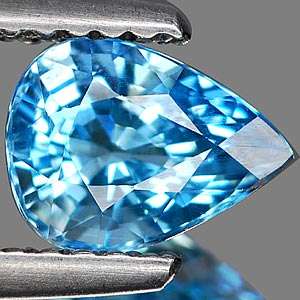 0.95ct GRACEFUL FLAWLESS SKY BLUE AQUAMARINE - Brilliant Vivid Colour