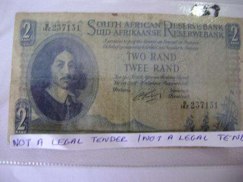 R2 BANKNOTE B237131  G RISSIK