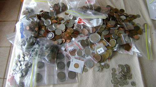 Mixed unresearched 7.7 kg / 1800 coins. Ratio South Africa to overseas 80% south africa and 20% othe