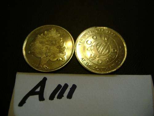 2X  SA MINT ISSUED CHRISMAS TREE TOKENS BID PER TOKENB R10.00 EACH