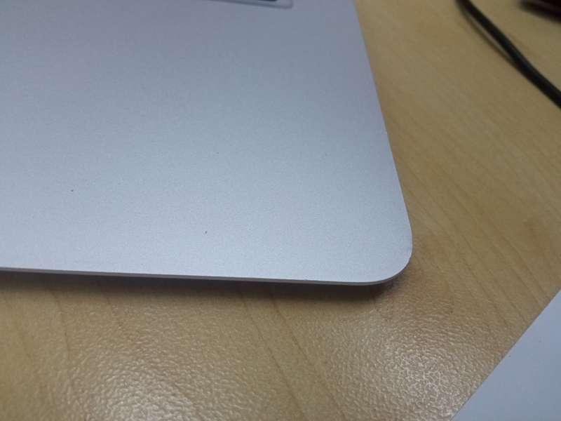 APPLE MACBOOK AIR (NEW BATT)