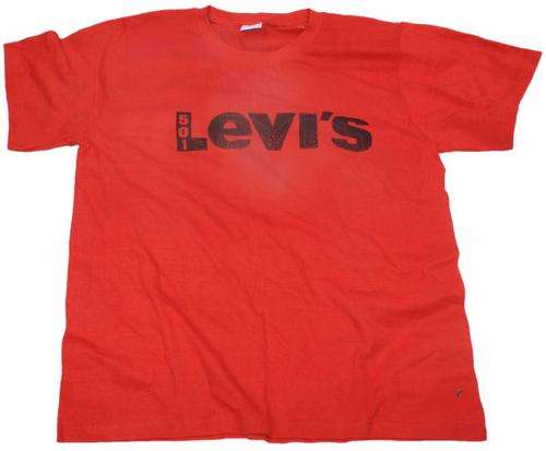 LEVIS T-SHIRT (SMALL)
