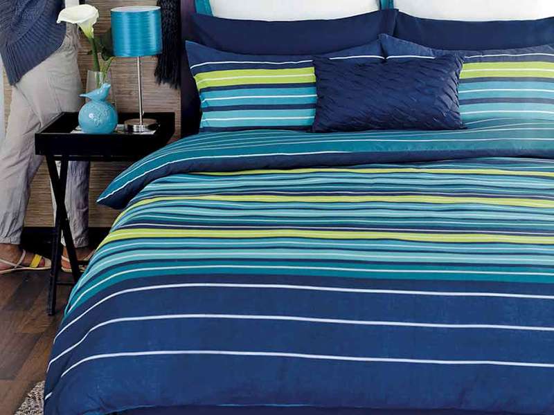 Stripes Comforter Set (Double Bed)