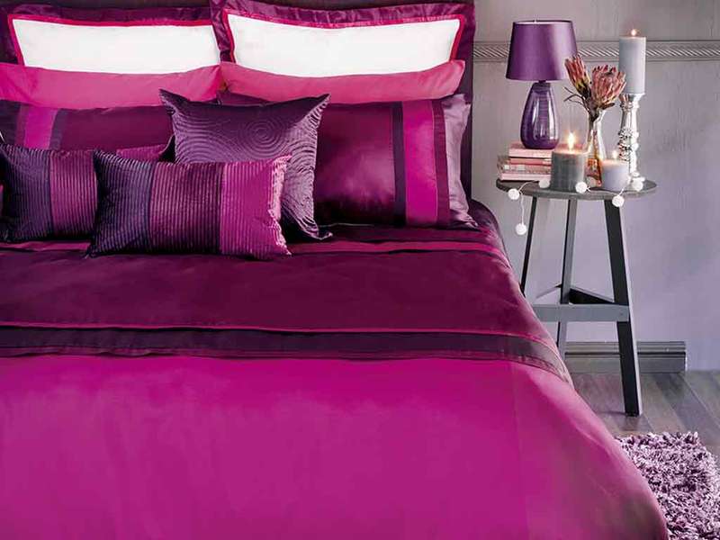 EXCLUSIVE Ambre Plum Duvet Cover Set (Queen)