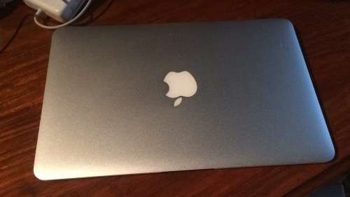 Apple MacBook Air 11"