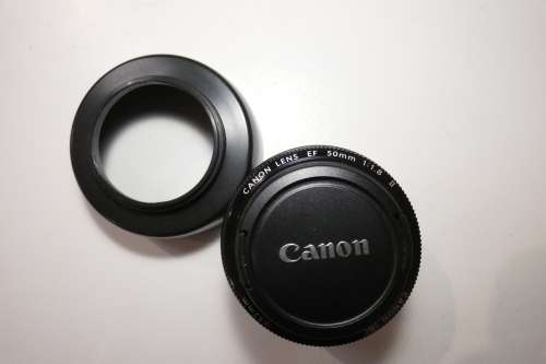 Canon EF 50mm f/1.8 Mk II