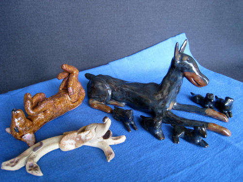 ADORABLE!!! 3 STUDIO POTTERY DOGS, DOBERMANN WITH 6 CUTE LITTLE PUPPIES!!!! Oh so Cute!!!