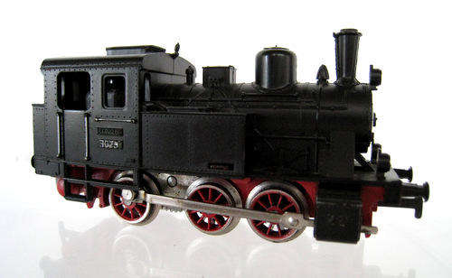 A VINTAGE MARKLIN STEAM ENGINE - PRIMEX HO 3020