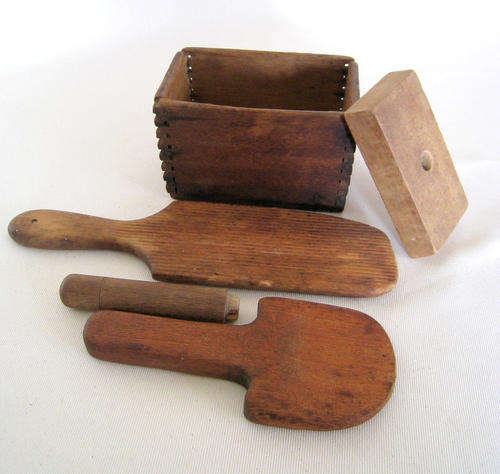 Antique Wooden Butter Mould / Press with Butter Pats