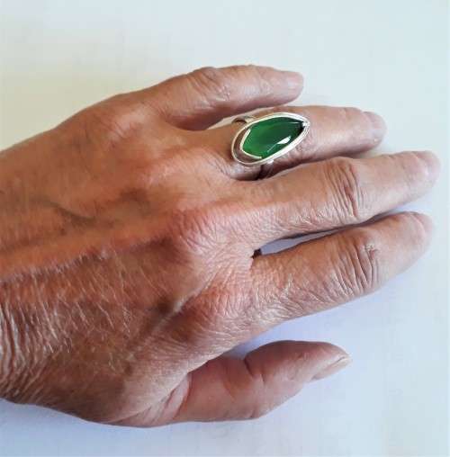 Sterling Silver Green Stone Ring