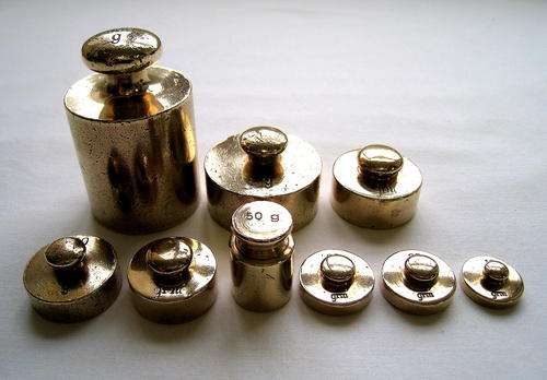 COLLECTION OF VINTAGE BRASS WEIGHTS - for the collector!!!!!