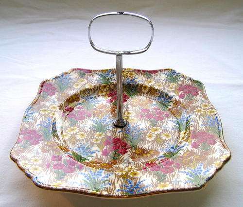 REALLY BEAUTIFUL!!!   ROYAL DOULTON 'GRIMWADES' CAKE PLATE WITH METAL HANDLE