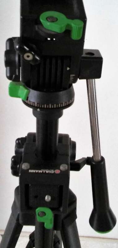 EXCELLENT CONDITION! CULLMANN 2904 Camera Tripod