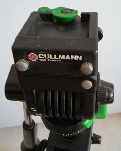 EXCELLENT CONDITION! CULLMANN 2904 Camera Tripod